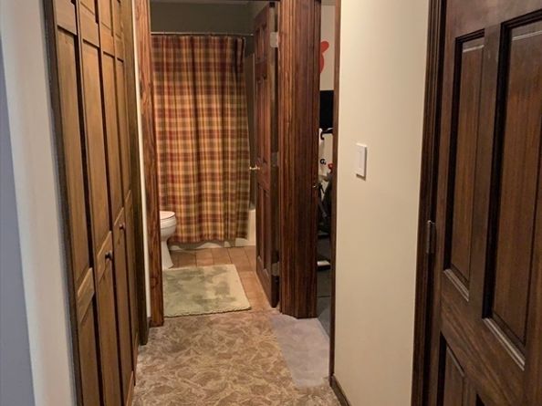 504 Alpine Dr, Southbridge MA 01550