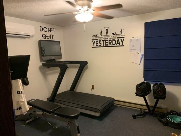 504 Alpine Dr, Southbridge MA 01550