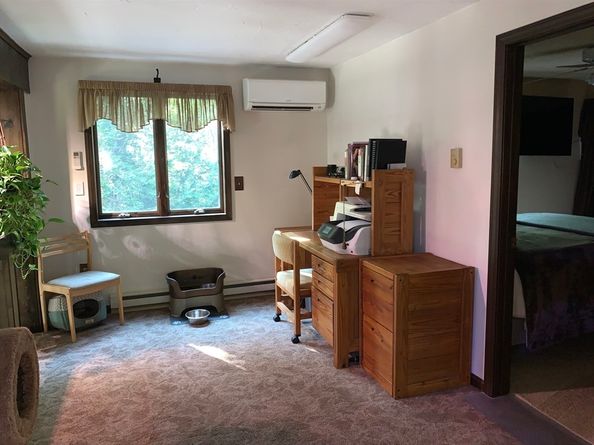 504 Alpine Dr, Southbridge MA 01550