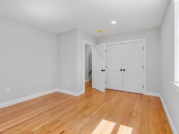 11 Bicknell Rd, Billerica MA 01821