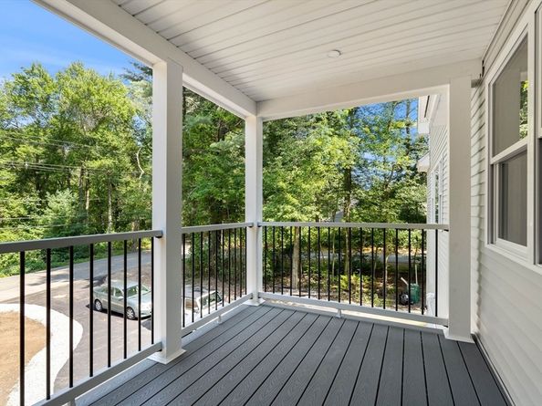 11 Bicknell Rd, Billerica MA 01821