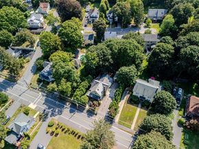 56 Park St, Hudson MA 01749