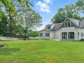 11 Taft Ln, Winchester MA 01890