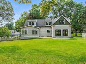 11 Taft Ln, Winchester MA 01890