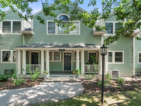 55 Eliot St 43, Boston MA 02130