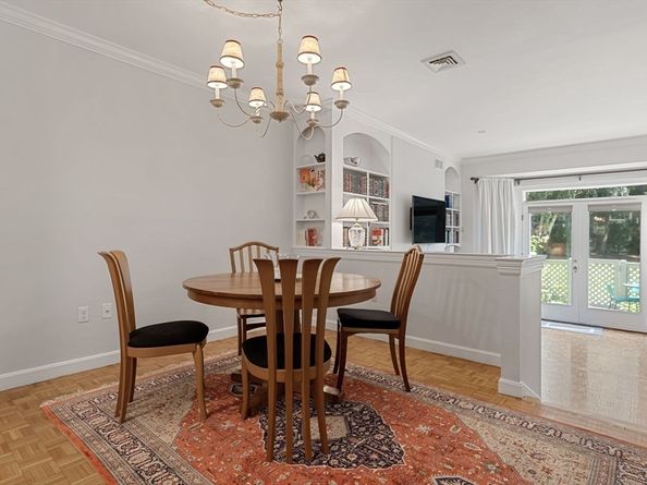 55 Eliot St 43, Boston MA 02130