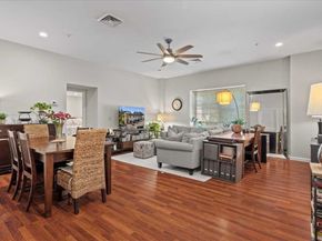 48 Phillips Rd 14, Holden MA 01520