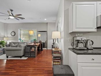 48 Phillips Rd