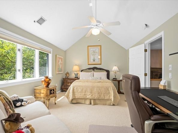 45 Lebeaux Dr 45, Shrewsbury MA 01545