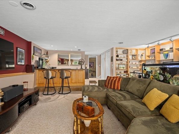 45 Lebeaux Dr 45, Shrewsbury MA 01545
