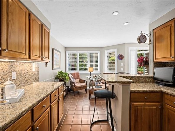 45 Lebeaux Dr 45, Shrewsbury MA 01545