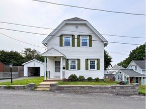 13 Simon Court, Clinton MA 01510