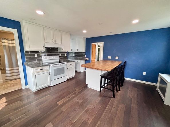 13 Simon Court, Clinton MA 01510