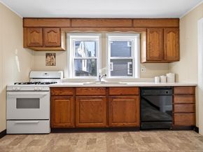 9 Farragut Ave 9, Somerville MA 02144