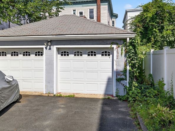 9 Farragut Ave 9, Somerville MA 02144