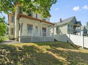 620 Franklin St, Worcester MA 01604