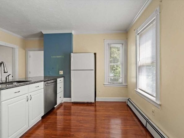 620 Franklin St, Worcester MA 01604