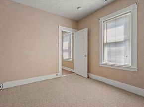 620 Franklin St, Worcester MA 01604