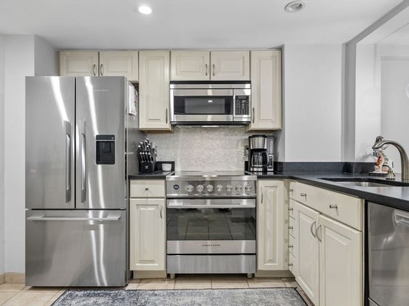 6 Wellington St 1, Boston MA 02118