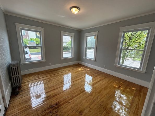 330 Washington Ave, Chelsea MA 02150