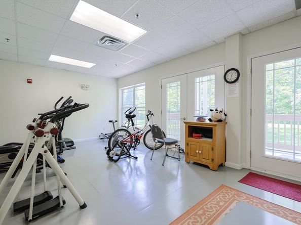 218 Reservoir St 106, Holden MA 01520