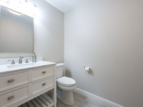 218 Reservoir St 106, Holden MA 01520