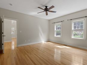 11 Cole Dr 11, Hopkinton MA 01748