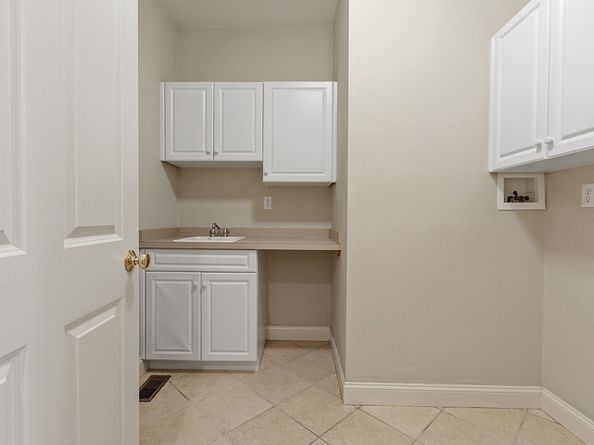 11 Cole Dr 11, Hopkinton MA 01748