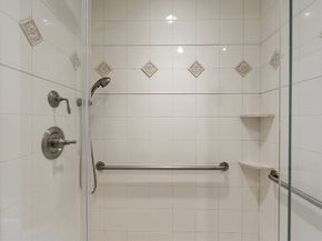 11 Cole Dr 11, Hopkinton MA 01748