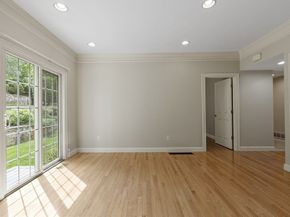 11 Cole Dr 11, Hopkinton MA 01748
