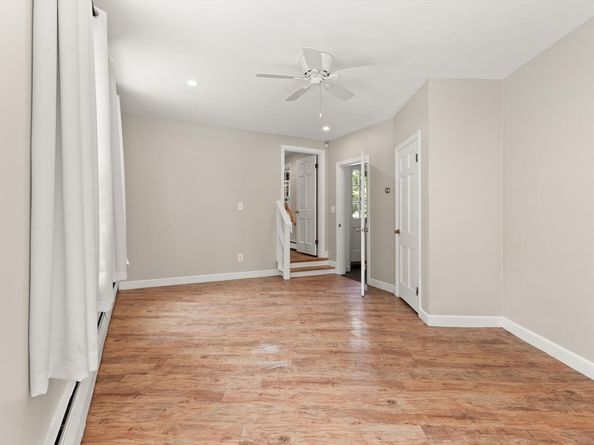 5 James Road, Reading MA 01867