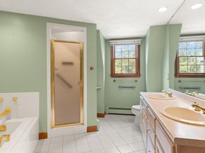 5 James Road, Reading MA 01867