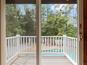 5 James Road, Reading MA 01867