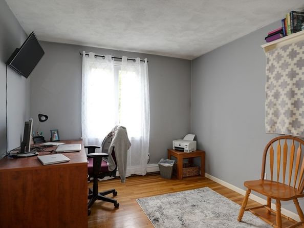 51 Murphy Rd, Hudson MA 01749