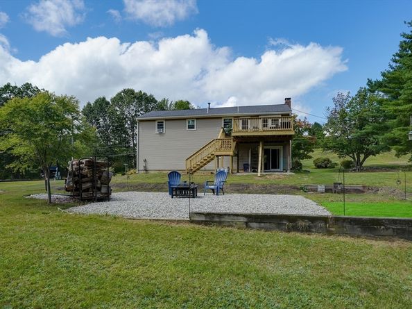 51 Murphy Rd, Hudson MA 01749