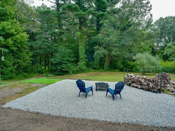 51 Murphy Rd, Hudson MA 01749