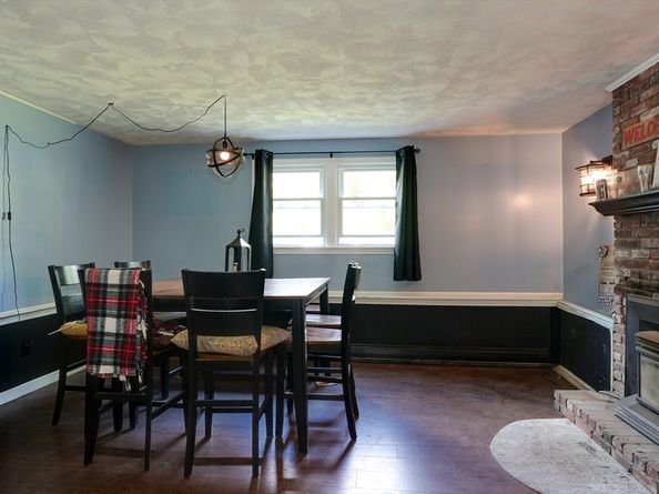 51 Murphy Rd, Hudson MA 01749