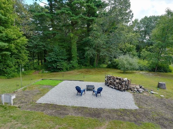 51 Murphy Rd, Hudson MA 01749
