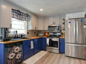 51 Murphy Rd, Hudson MA 01749