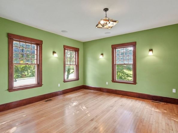 666 Baldwinville Rd, Templeton MA 01436