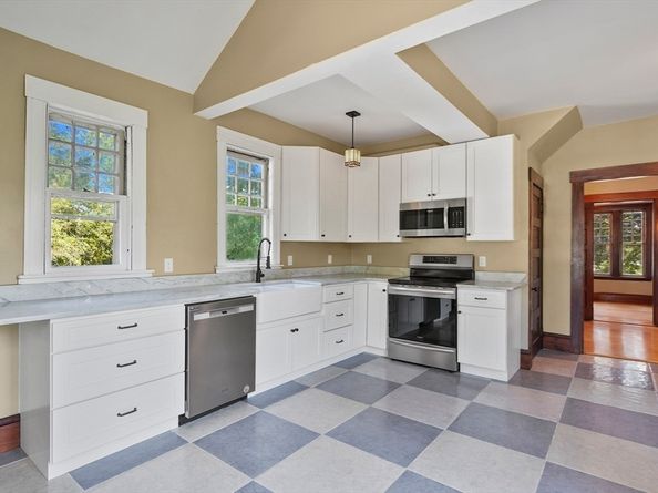 666 Baldwinville Rd, Templeton MA 01436
