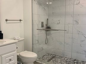 10 Kings Row Ln, Framingham MA 01701