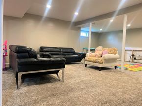 10 Kings Row Ln, Framingham MA 01701