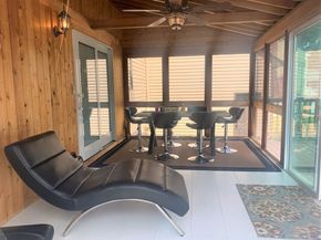 10 Kings Row Ln, Framingham MA 01701