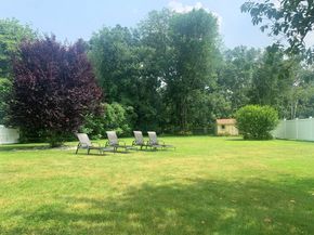 10 Kings Row Ln, Framingham MA 01701