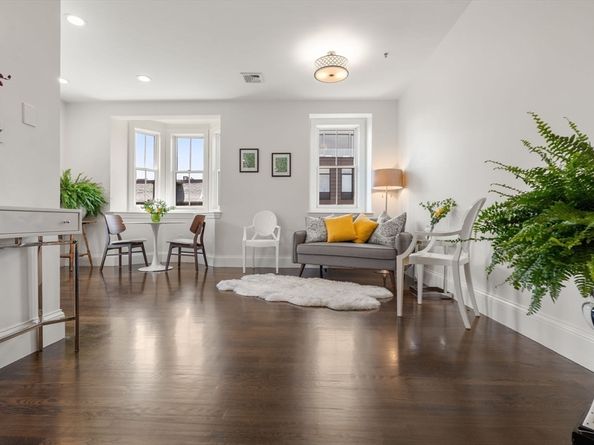 10 E Springfield St 4, Boston MA 02118