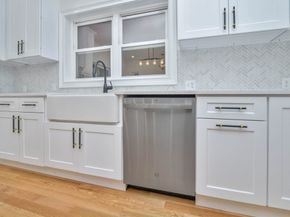 10 Exeter St, Brockton MA 02302