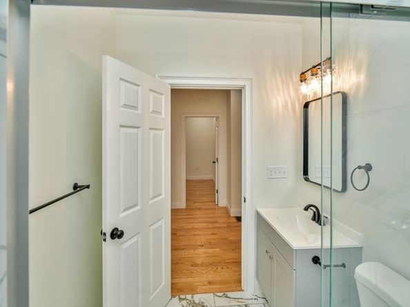 10 Exeter St, Brockton MA 02302