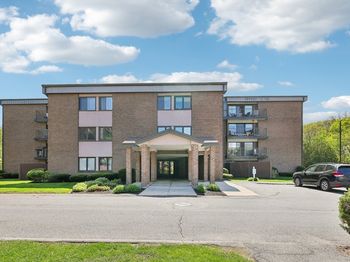2 Ledgewood Way