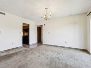 2 Ledgewood Way 25, Peabody MA 01960